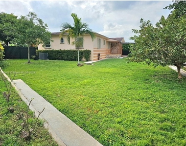 7480 Sw 29th St - Photo Thumbnail 1