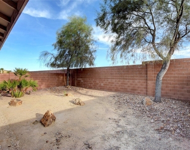 4637 White Stork Drive - Photo Thumbnail 34