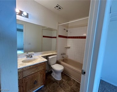 6359 W Washington Avenue - Photo Thumbnail 21