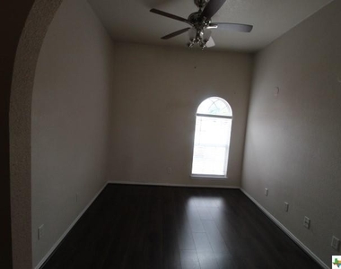 4905 Jim Avenue - Photo Thumbnail 6