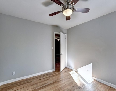 866 Armand Court Ne - Photo Thumbnail 18