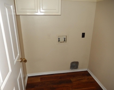 4112 Boulder Park Drive - Photo Thumbnail 12