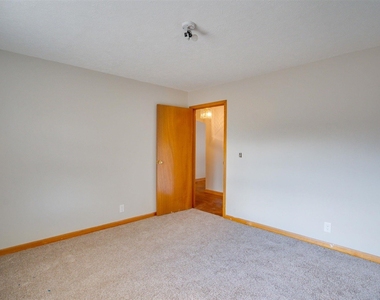 204 Rutherford Avenue - Photo Thumbnail 21