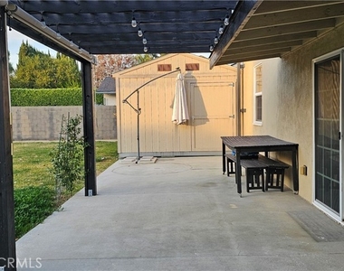 6701 Andasol Avenue - Photo Thumbnail 23