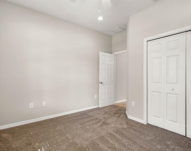 11403 Thames Fare Way - Photo Thumbnail 20