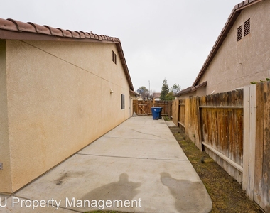 11121 Rancho Cordova St - Photo Thumbnail 25