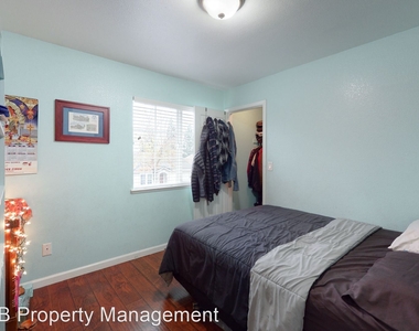 1565 Blue Raven Street - Photo Thumbnail 21