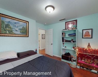 1565 Blue Raven Street - Photo Thumbnail 20