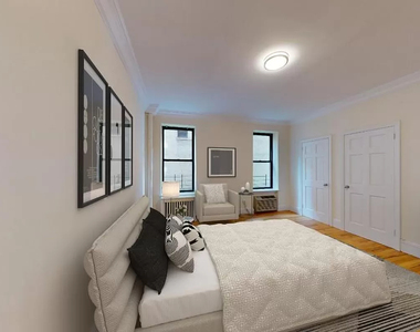 West 92nd St - Photo Thumbnail 2