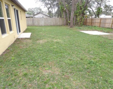 2336 Galahad Avenue - Photo Thumbnail 24