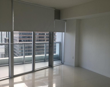 495 Brickell Ave - Photo Thumbnail 6