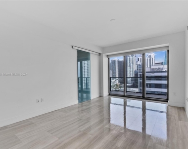 1451 Brickell Ave - Photo Thumbnail 21