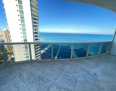 16001 Collins Ave - Photo Thumbnail 18