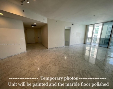 16001 Collins Ave - Photo Thumbnail 3