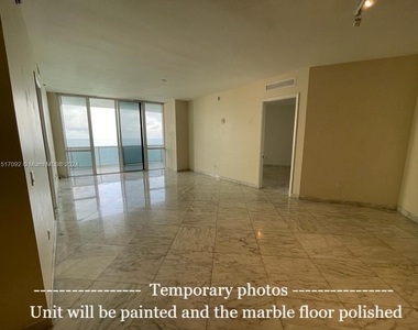 16001 Collins Ave - Photo Thumbnail 2