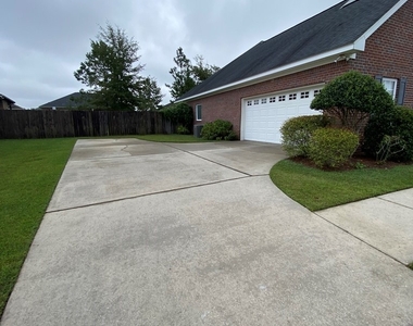 310 Cotton Ridge Ln - Photo Thumbnail 2