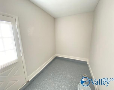 2505 Jeri Street Nw - Photo Thumbnail 12