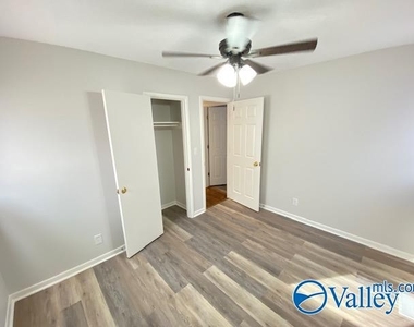 2505 Jeri Street Nw - Photo Thumbnail 20