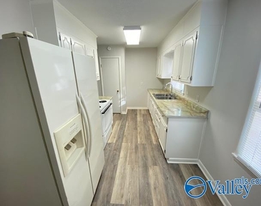 2505 Jeri Street Nw - Photo Thumbnail 8