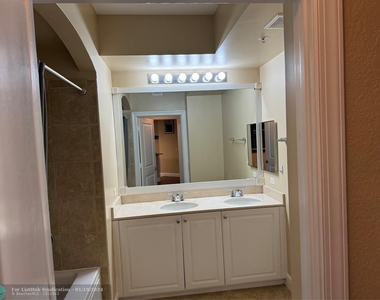 2103 Renaissance Way - Photo Thumbnail 11