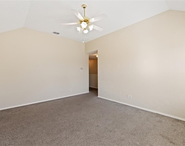 3732 Kimble Drive - Photo Thumbnail 20