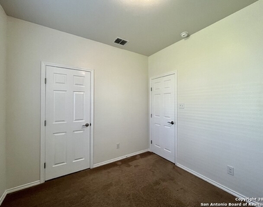 1308 Mountain View Dr - Photo Thumbnail 11