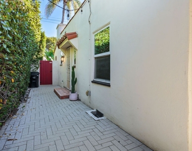 1437 Alvira St - Photo Thumbnail 20