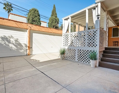 843 S Curson Ave - Photo Thumbnail 25