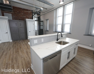 3701 Frankford Ave - Photo Thumbnail 2