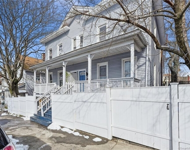 118 Pequonnock Street - Photo Thumbnail 0