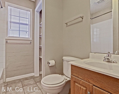 802 Stanford - Photo Thumbnail 7