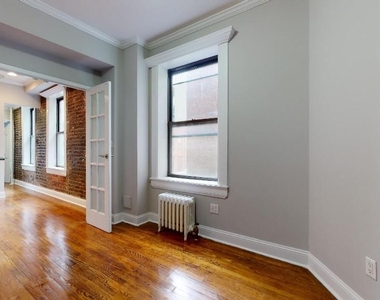 432 East 13th Street - Photo Thumbnail 3