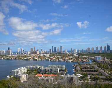 16385 Biscayne Blvd - Photo Thumbnail 25