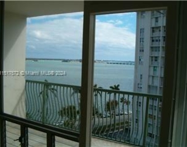 1408 Brickell Bay Dr - Photo Thumbnail 12