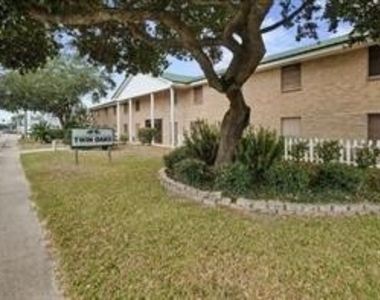 756 Gause Boulevard - Photo Thumbnail 7