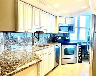 1340 S Ocean Blvd - Photo Thumbnail 11