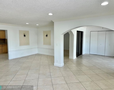 3939 Carambola Cir - Photo Thumbnail 10