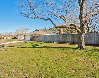 606 S Ridgeway Drive - Photo Thumbnail 37