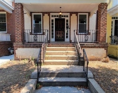 2112 Rosewood Avenue - Photo Thumbnail 0