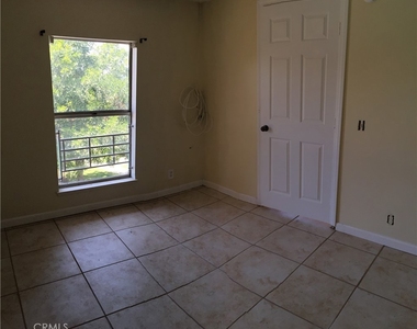 4565 Ramona Avenue - Photo Thumbnail 13