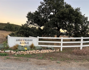 41260 Deanna Ranch Road - Photo Thumbnail 1
