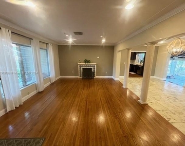 441 Sansovino Ave - Photo Thumbnail 1