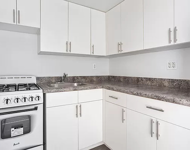 88 Fulton Street - Photo Thumbnail 9