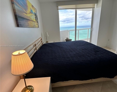 6365 Collins Ave - Photo Thumbnail 16