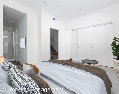 341 East 30th Street 2936 D Avenue - Photo Thumbnail 15