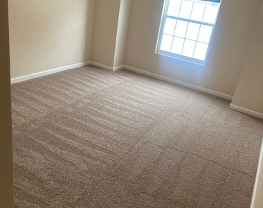 Hillsborough Pointe 14441 Sprague Ct - Photo Thumbnail 1