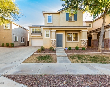 2343 E Sunland Avenue - Photo Thumbnail 0