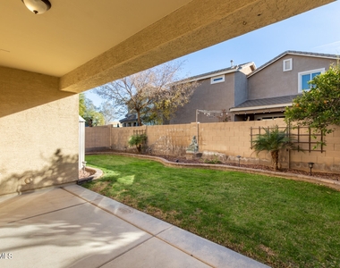 2343 E Sunland Avenue - Photo Thumbnail 19