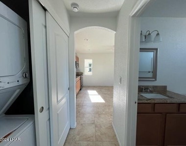 2530 Palo Verde Blvd S - Photo Thumbnail 6