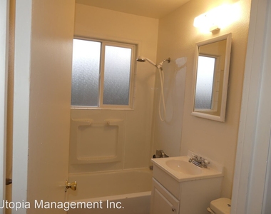 6305 Ne Hassalo St. - Photo Thumbnail 9